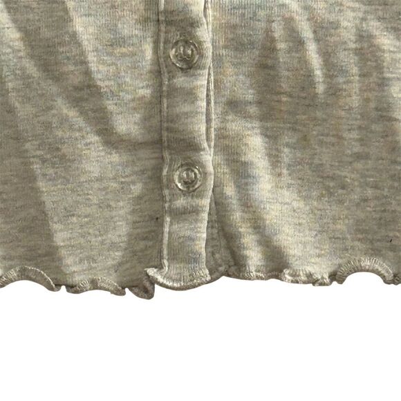 Divided Women's Cropped Button-Front Blouse Gray Size M Casual Spring - Picture 2 of 14